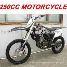 250CC ROAD BIKE (MC-676)